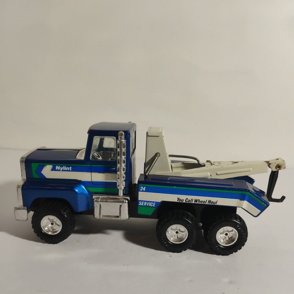 Nylint Vintage Metal Toy Tow Truck Wrecker “You Call Wheel Haul” 9 Inch